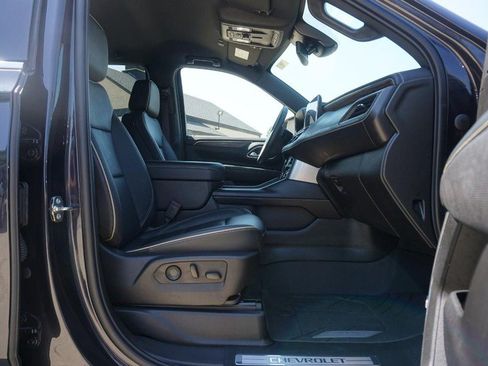 Used 2023 Chevrolet Tahoe Premier AWD/4WD image 37