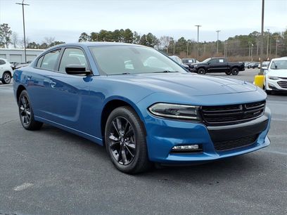 Used 2020 Dodge Charger SXT w/ Blacktop Package