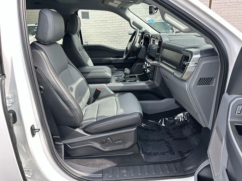 Used 2025 Ford F150 Lariat AWD/4WD image 27