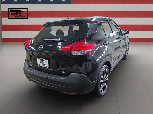 Used 2020 Nissan Kicks SV FWD image 5
