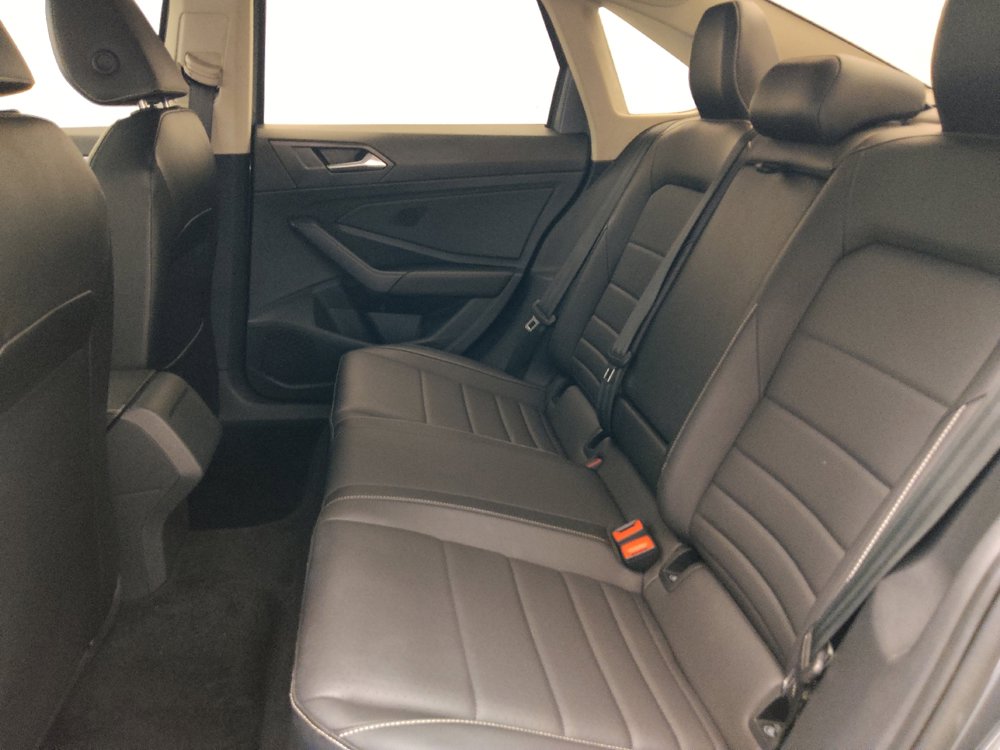 Used 2024 Volkswagen Jetta SE FWD image 18