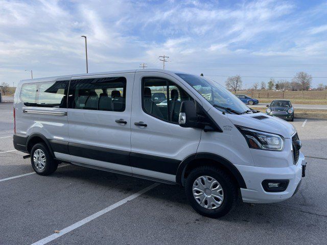 Used 2023 Ford Transit 350 XLT RWD image 3