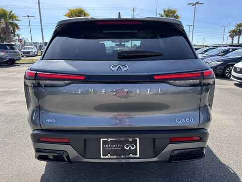 Certified 2025 INFINITI QX60 Luxe image 7