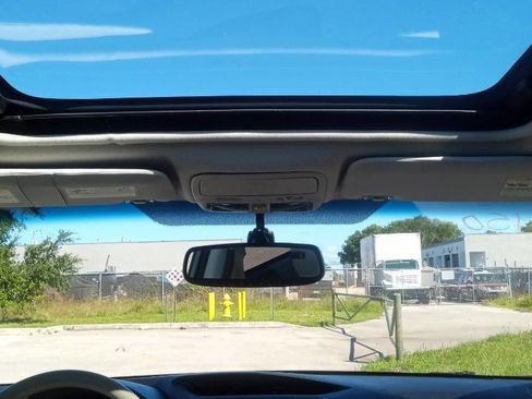 Used 2012 Subaru Forester 2.5X Premium image 16