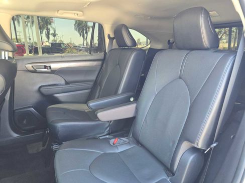 Used 2023 Toyota Highlander Limited w/ Protection Package #3 (TMS) AWD/4WD image 22