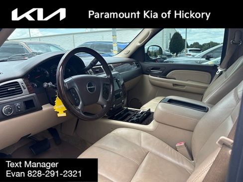 Used 2008 GMC Yukon XL Denali AWD/4WD image 4