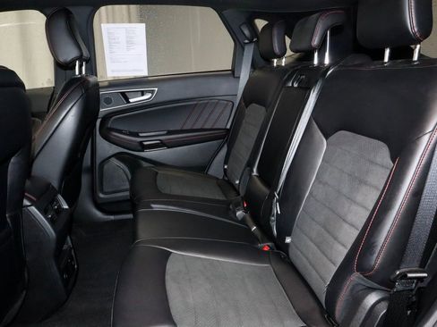 Certified 2024 Ford Edge ST-Line image 22