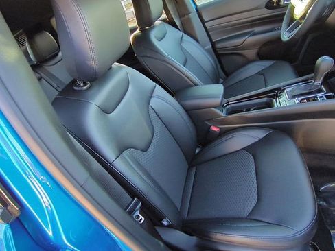 New 2026 Jeep Compass Latitude image 38