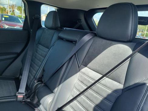 New 2026 Mitsubishi Outlander SE FWD image 13