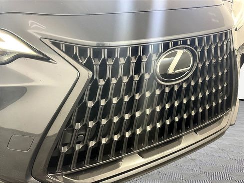 Used 2023 Lexus NX 350h AWD image 32