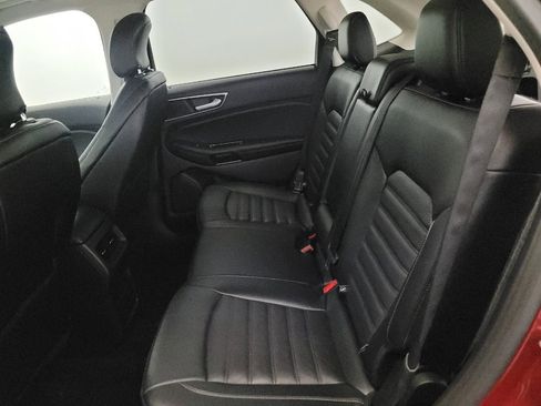 Used 2016 Ford Edge SEL w/ Equipment Group 201A AWD/4WD image 18