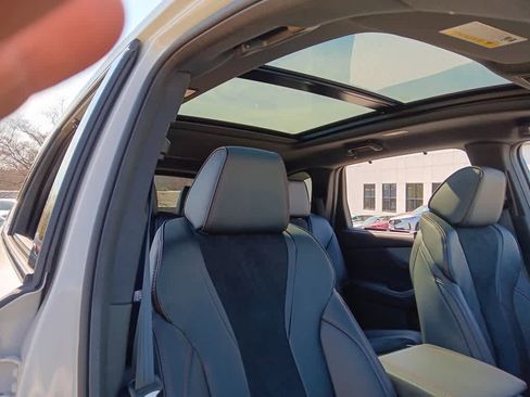 Used 2023 Acura MDX A-Spec image 19