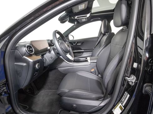 Used 2024 Mercedes-Benz C 300 Sedan image 9