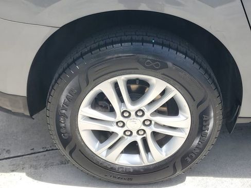 Used 2019 Buick Enclave Premium FWD image 7