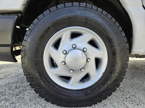 Used 2011 Ford E-250 and Econoline 250 w/ PWR Group image 53