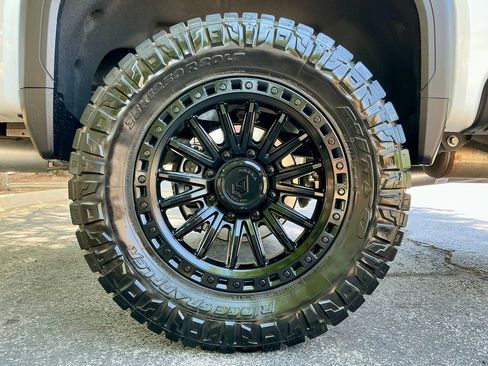 Used 2026 GMC Sierra 2500 AT4 w/ AT4 Premium Plus Package AWD/4WD image 18
