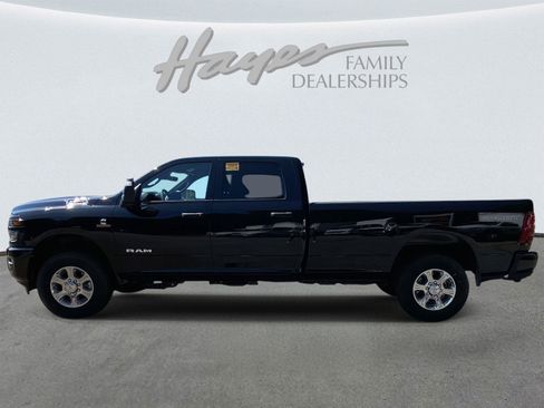 Used 2025 RAM 3500 Big Horn image 37