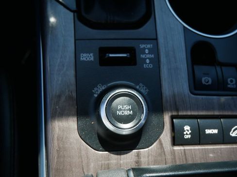 Used 2022 Toyota Highlander Platinum image 23