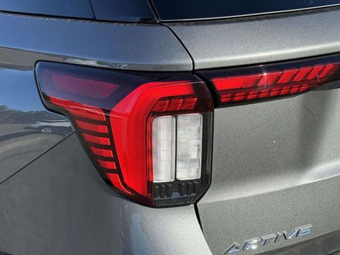 New 2026 Ford Explorer Active AWD/4WD image 14