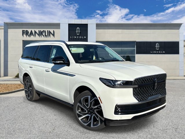 New 2027 Lincoln Navigator Reserve AWD/4WD image 1