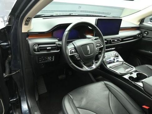 Certified 2022 Lincoln Nautilus Reserve w/ Equipment Group 201A AWD/4WD image 9