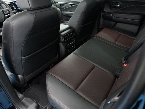 New 2026 Honda Ridgeline Black Edition image 23
