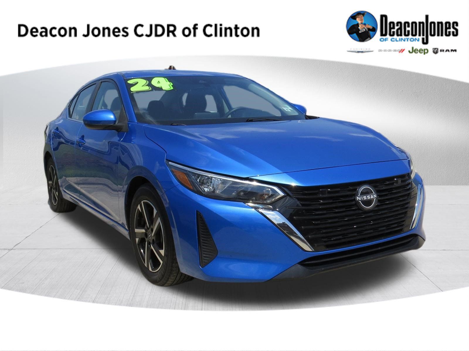 Used 2024 Nissan Sentra SV FWD image 1