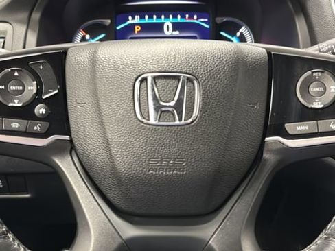 Used 2022 Honda Pilot Touring image 16