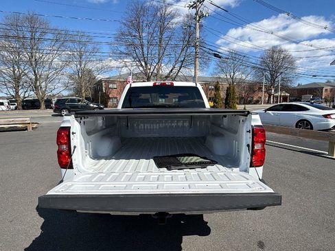 Used 2018 Chevrolet Silverado 1500 LT w/ All Star Edition image 10
