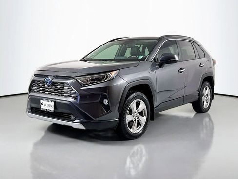 Used 2021 Toyota RAV4 Limited image 1