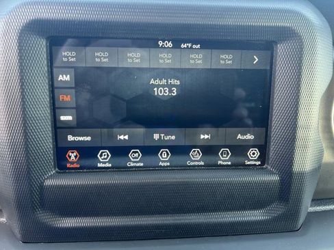 Used 2020 Jeep Wrangler Unlimited Sport image 9