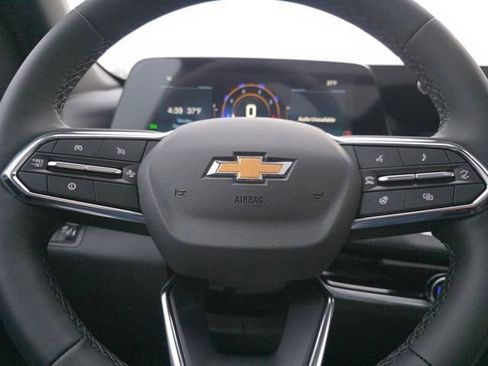 New 2026 Chevrolet Equinox LT w/ Convenience Package II AWD/4WD image 12