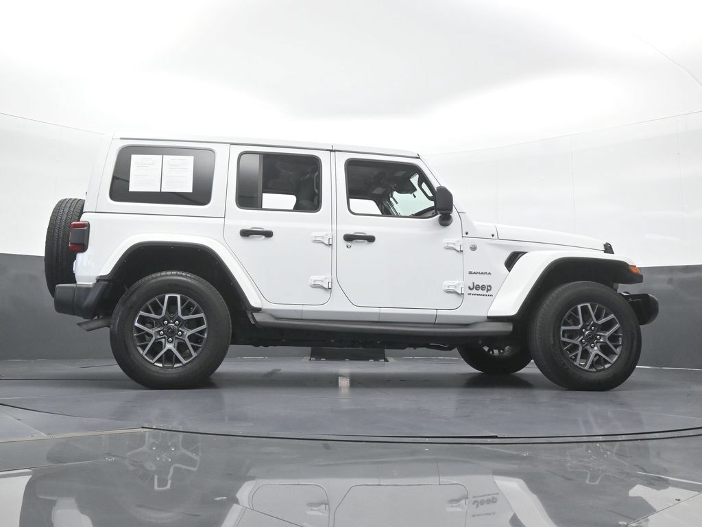 Used 2024 Jeep Wrangler Unlimited Sahara w/ Safety Group AWD/4WD image 59