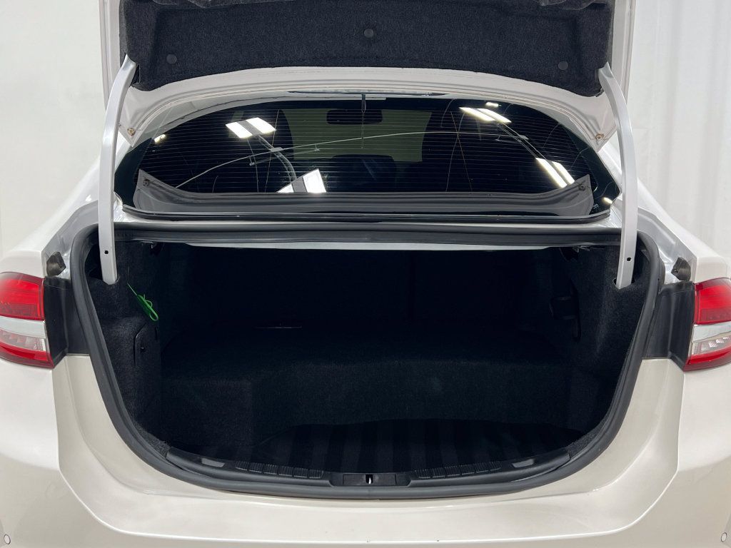 Used 2018 Ford Fusion Platinum FWD image 29