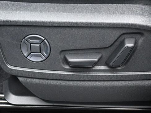 Certified 2025 Audi Q5 Premium Plus w/ Premium Plus image 10