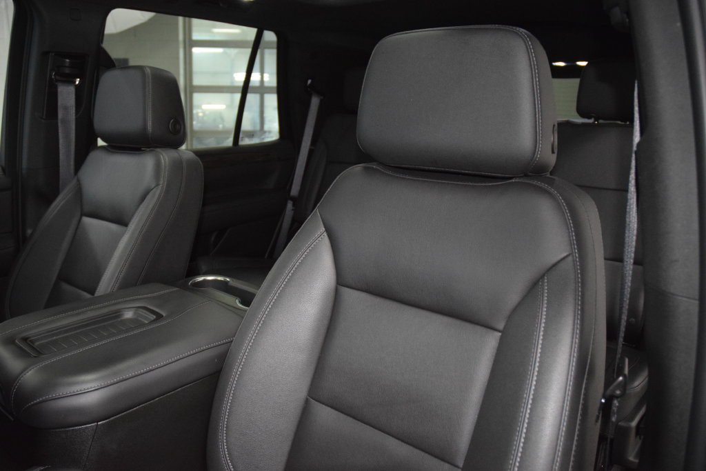 Used 2022 Chevrolet Tahoe LT w/ Luxury Package AWD/4WD image 41