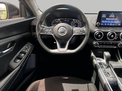 Certified 2023 Nissan Sentra SV FWD image 6