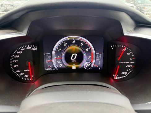 Used 2014 Chevrolet Corvette Stingray Coupe image 22