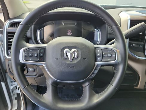 Used 2024 RAM 2500 Laramie w/ Safety Group AWD/4WD image 19