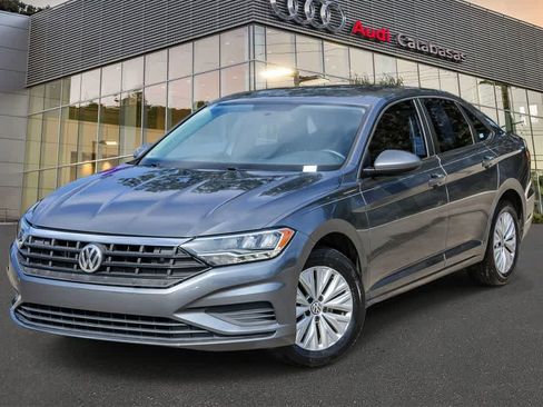 Used 2020 Volkswagen Jetta S w/ Driver Assistance Package image 1