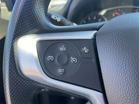 Used 2023 GMC Terrain SLE w/ Driver Convenience Package image 28