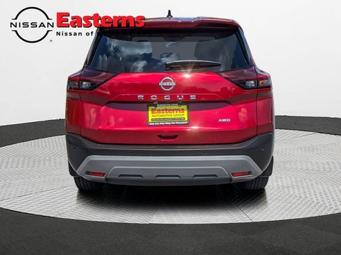 Used 2023 Nissan Rogue S image 10