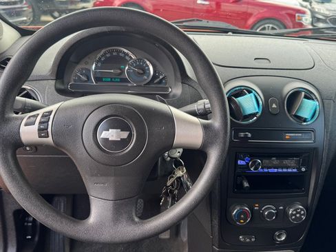 Used 2008 Chevrolet HHR LS FWD image 16