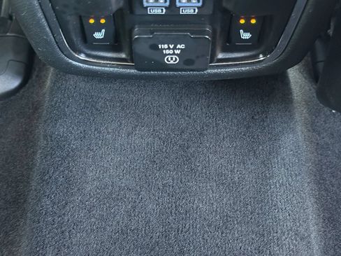 Used 2018 Jeep Grand Cherokee Limited AWD/4WD image 25