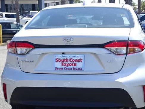 Used 2023 Toyota Corolla LE FWD image 15