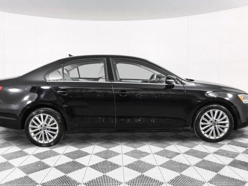 Used 2012 Volkswagen Jetta SEL image 14