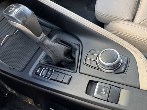 Used 2018 BMW X1 sDrive28i FWD image 15