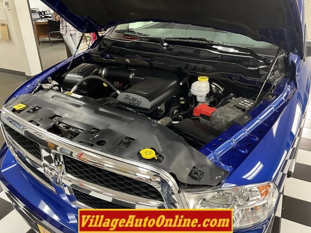 Used 2019 RAM 1500 Classic SLT w/ Luxury Group AWD/4WD image 43
