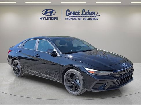 New 2026 Hyundai Elantra Sport FWD image 7