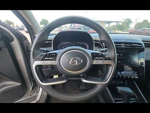 Used 2024 Hyundai Tucson SEL FWD image 4